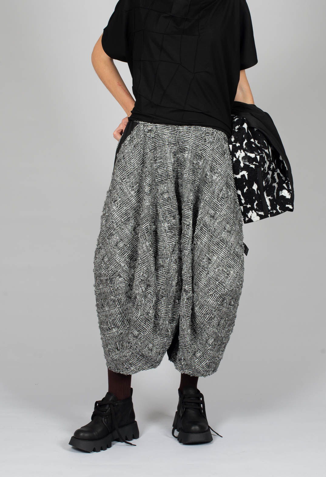 Balloon Leg Trouser in Black