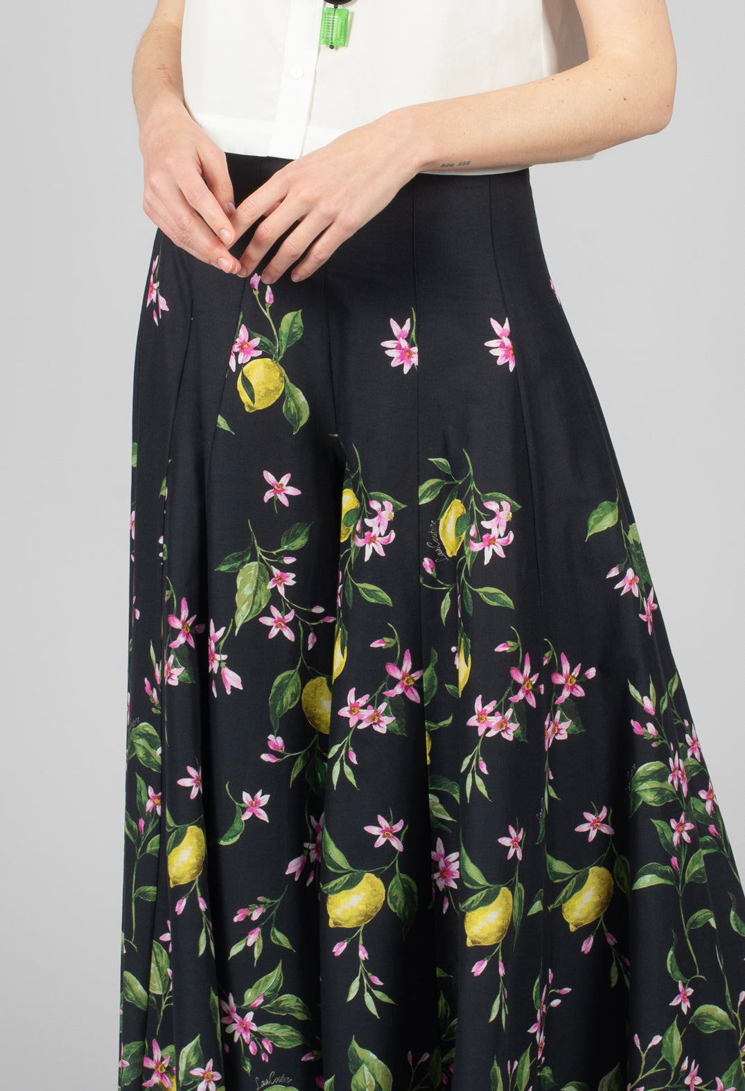 Debby Trousers in Nero Limoni