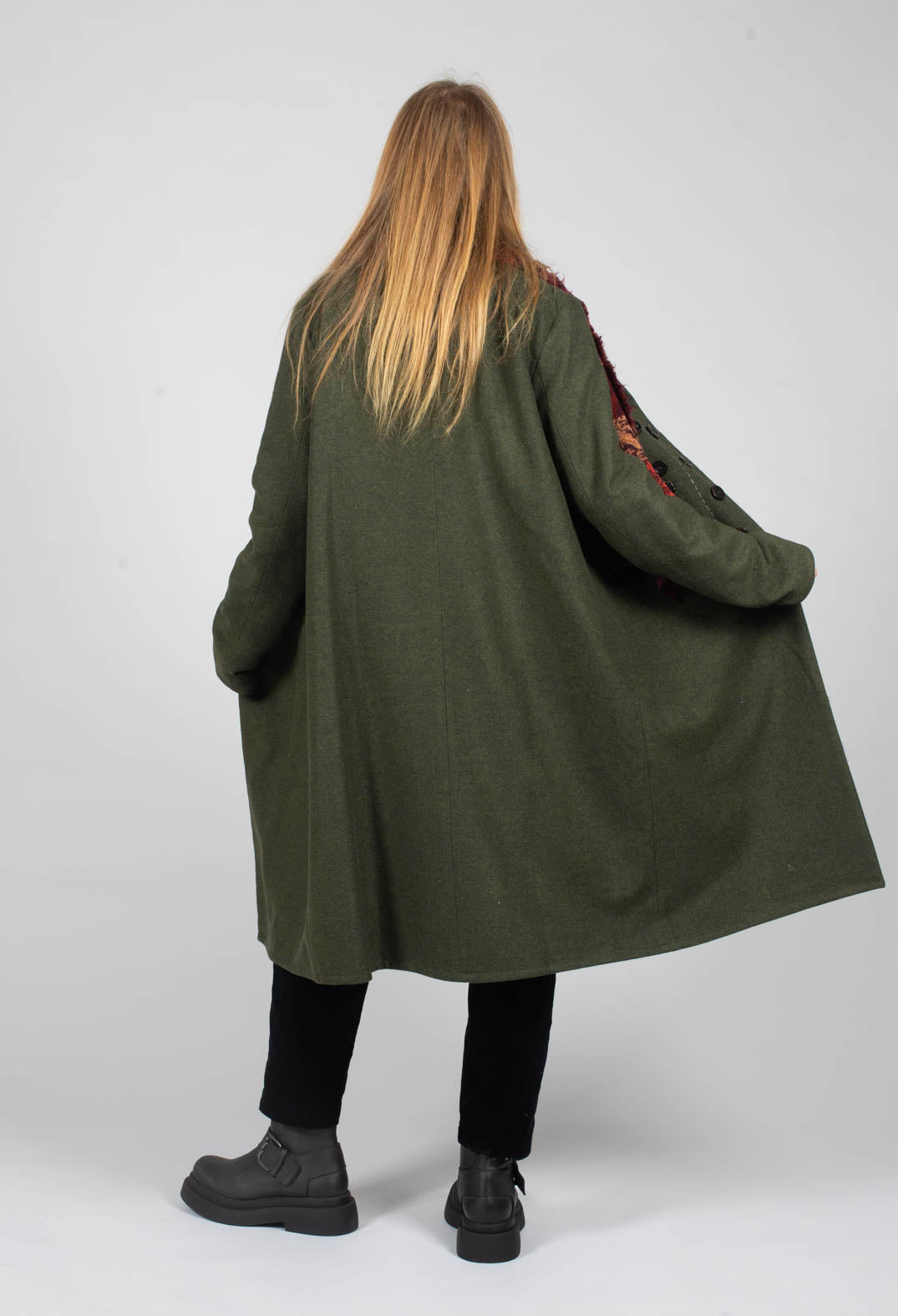 Brooch Detail Long Coat in Original Green