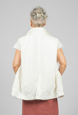 Sleeveless Big Blazer CC in Milk