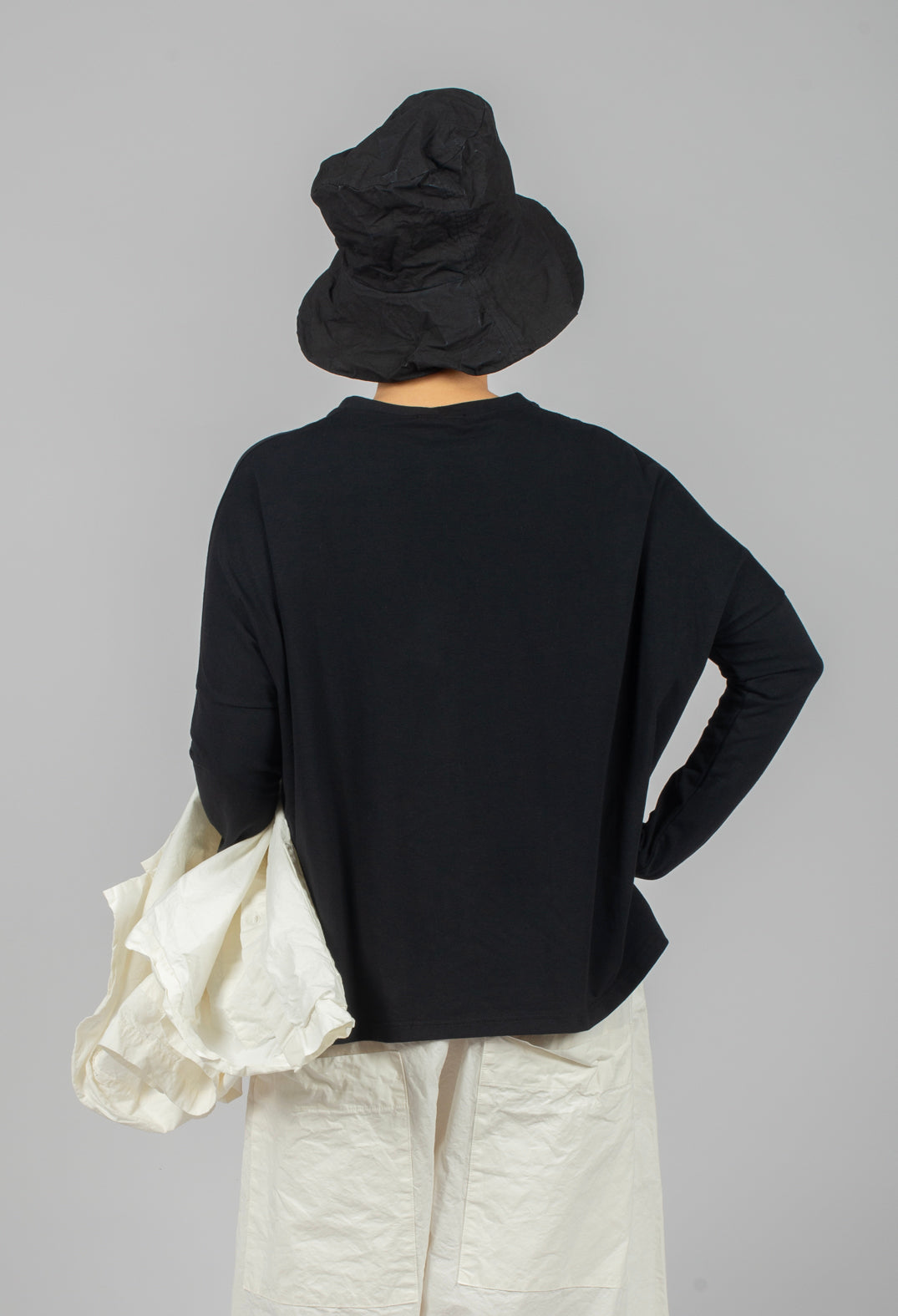 Cardigan JS in Black