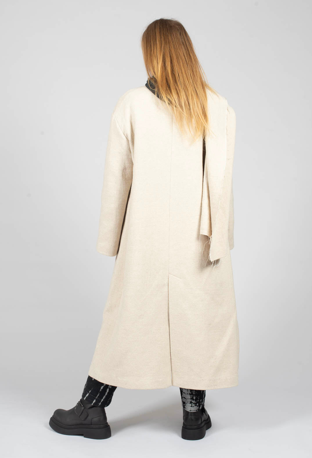 Draped Coat in Lana