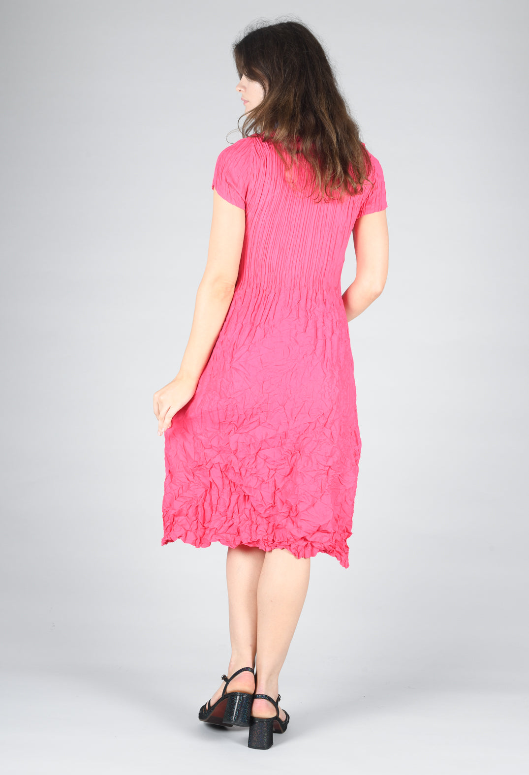 Short Sleeve Crinkle Dress in Mars Pink