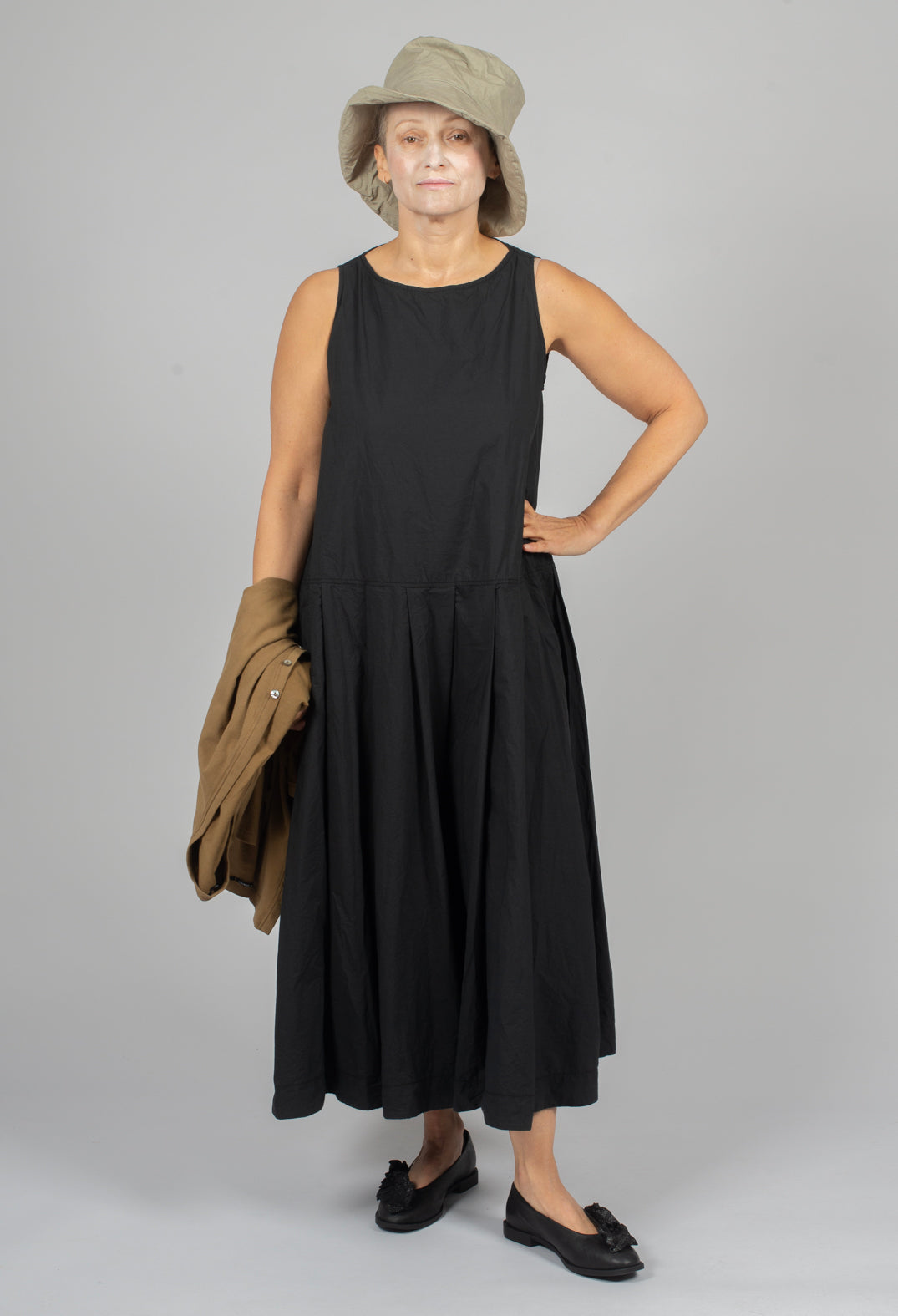Pleated Sleeveless Dress TC in Black
