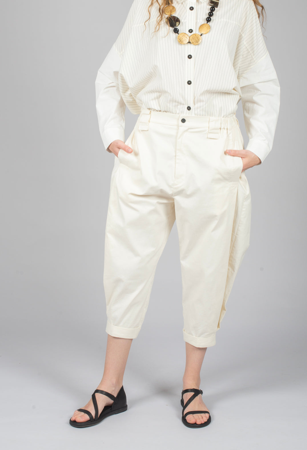 Turn Up Trouser in Cream