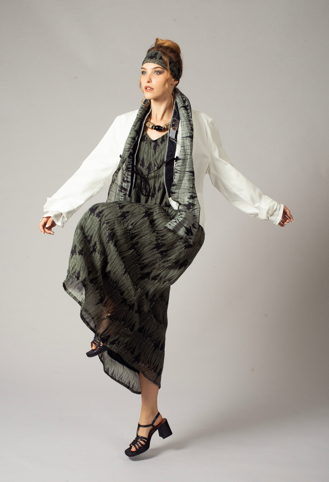 Collarless Jacket in Original White