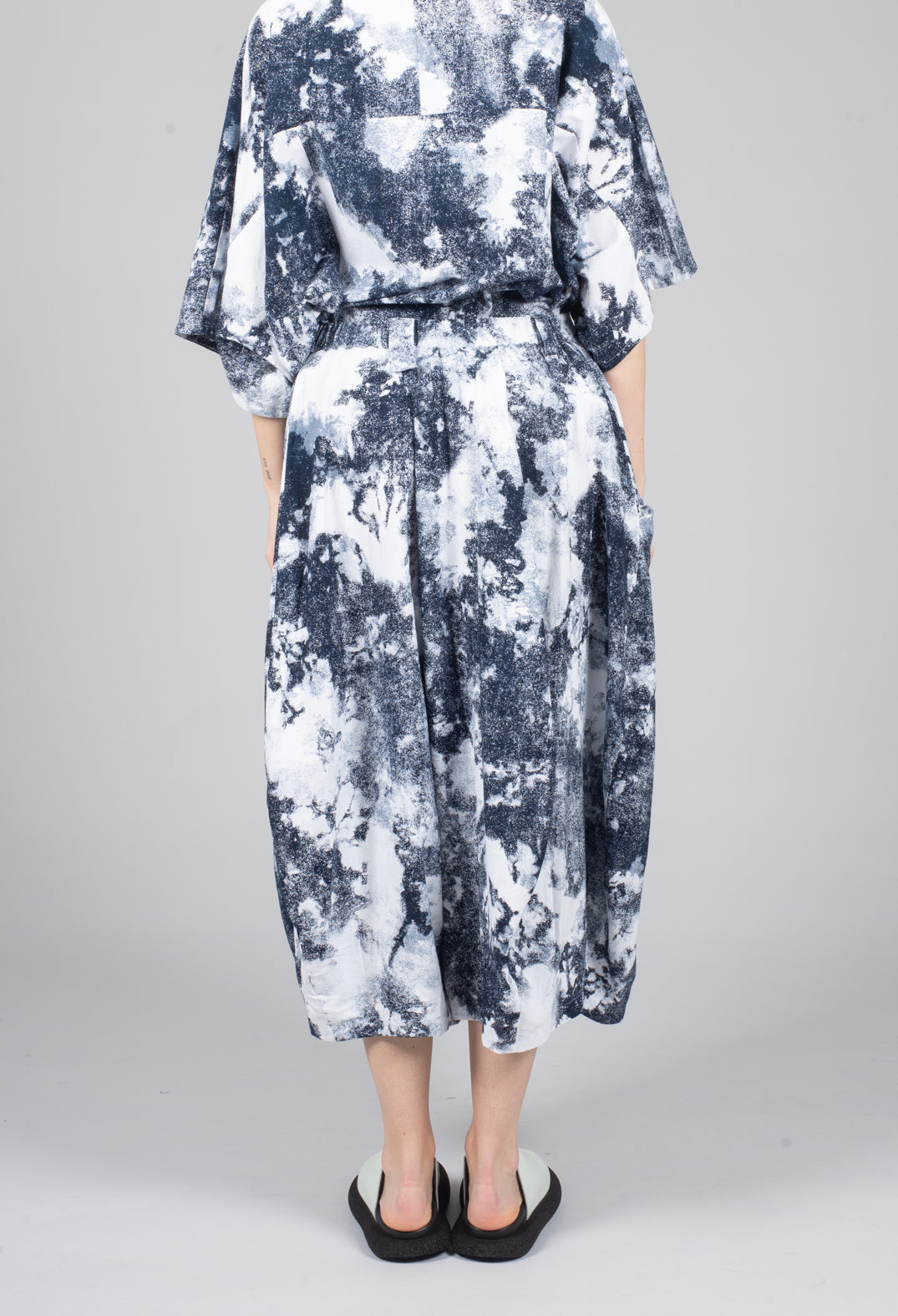 Balloon Trousers in Blue and White Print