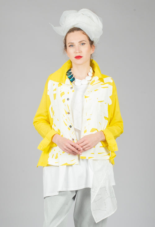 Shirt with Bold Print in Yellow