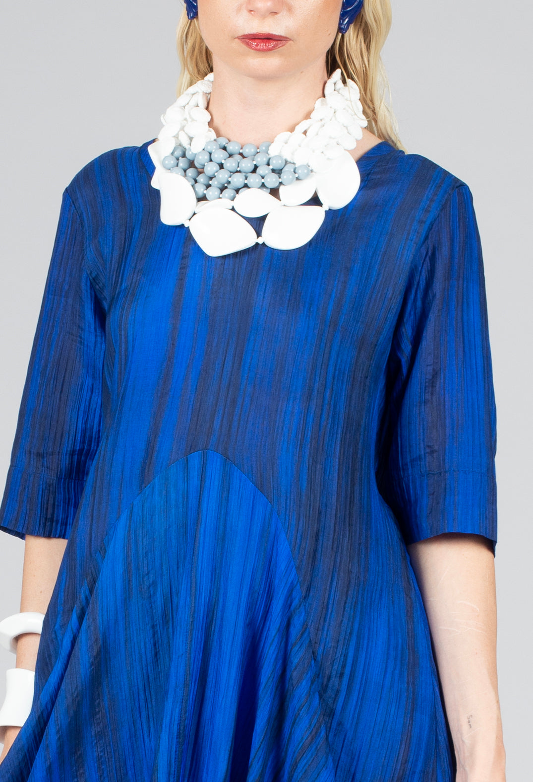 Miriam Dress Round Neck in Blue and Cobalt