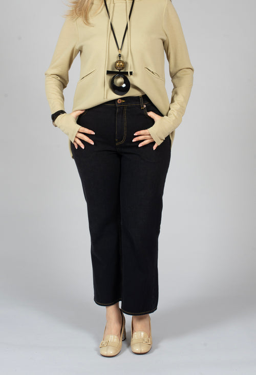 Jasu Trousers in Black