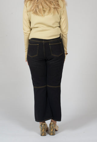 Jasu Trousers in Black