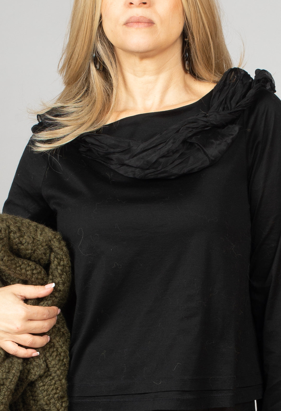 Jola Top in Black