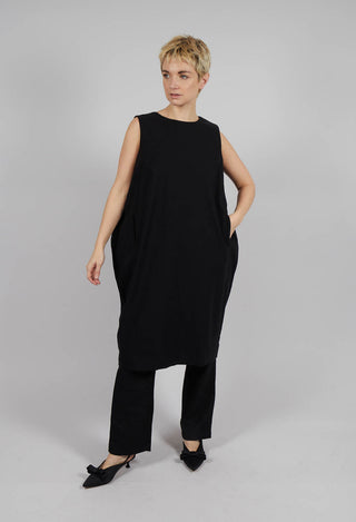 Loose Sleeveless Tunic in Black