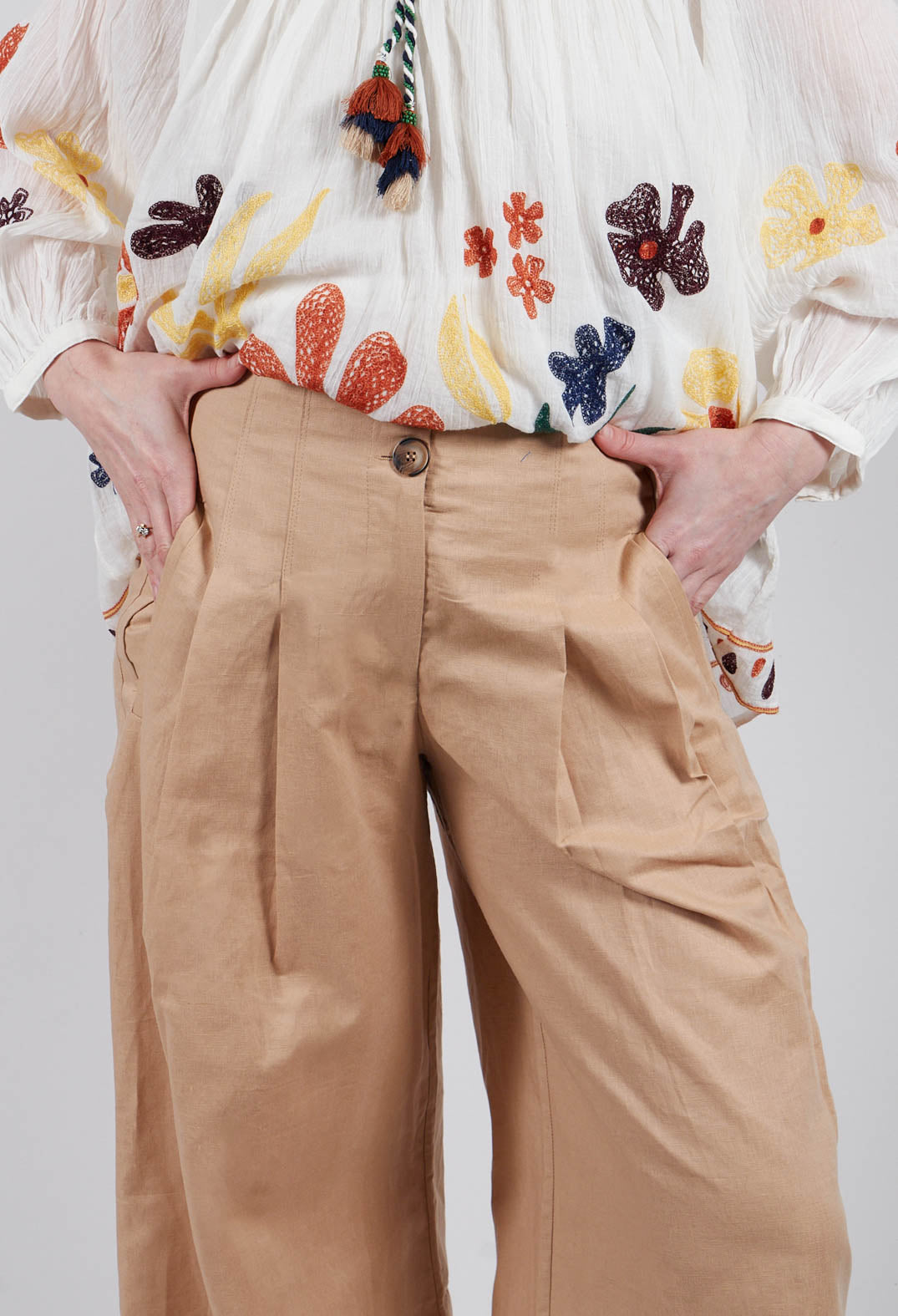 Daisy Trousers in Beige