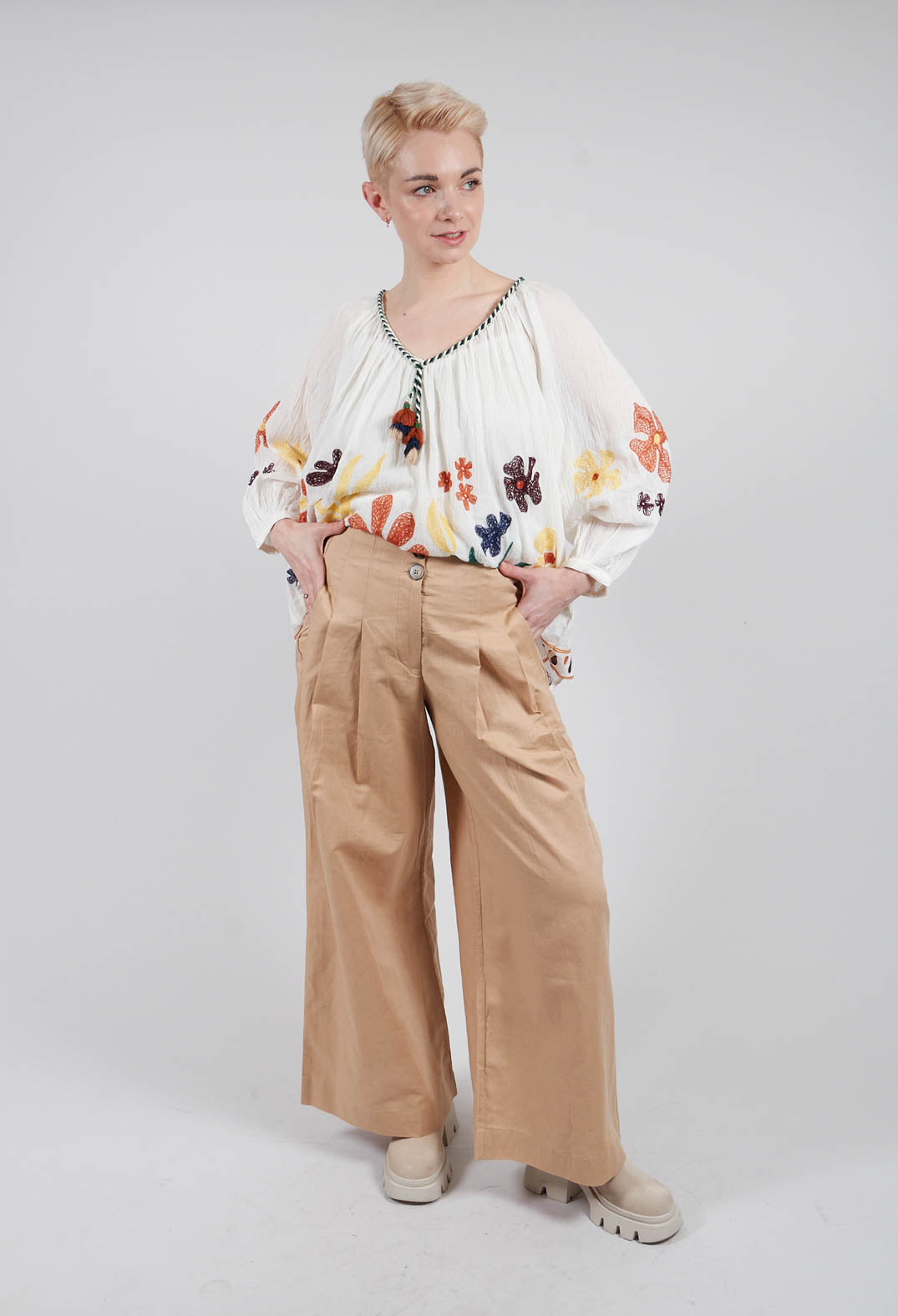 Daisy Trousers in Beige