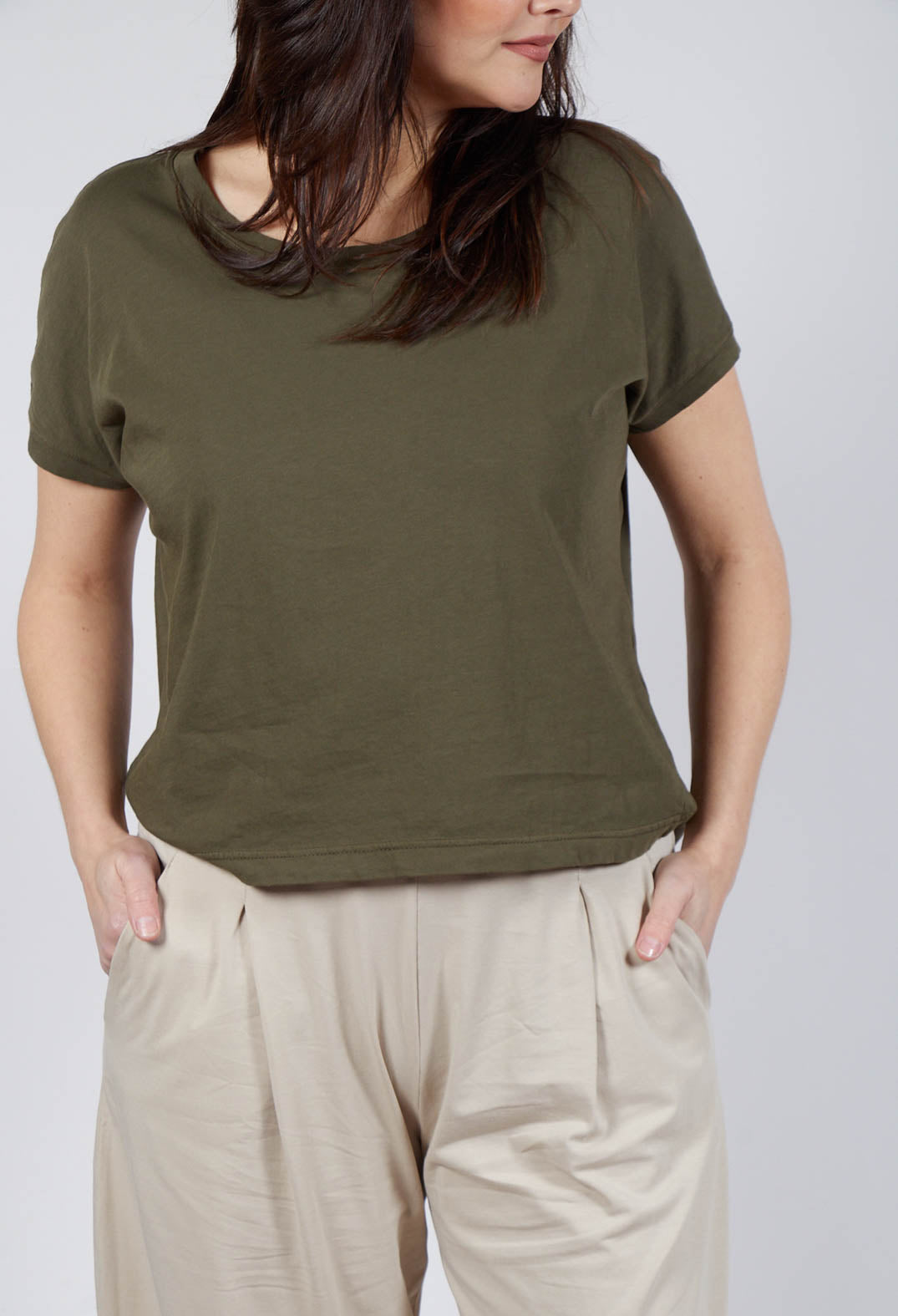 Decisa U T-Shirt in Alga