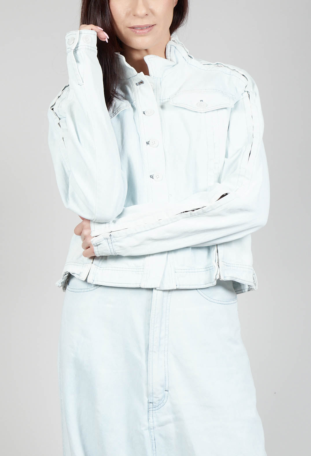 Denim Jacket in Light Blu Jeans
