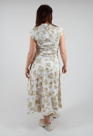 Diana Dress with Seersucker Print in Cafe Au Lait