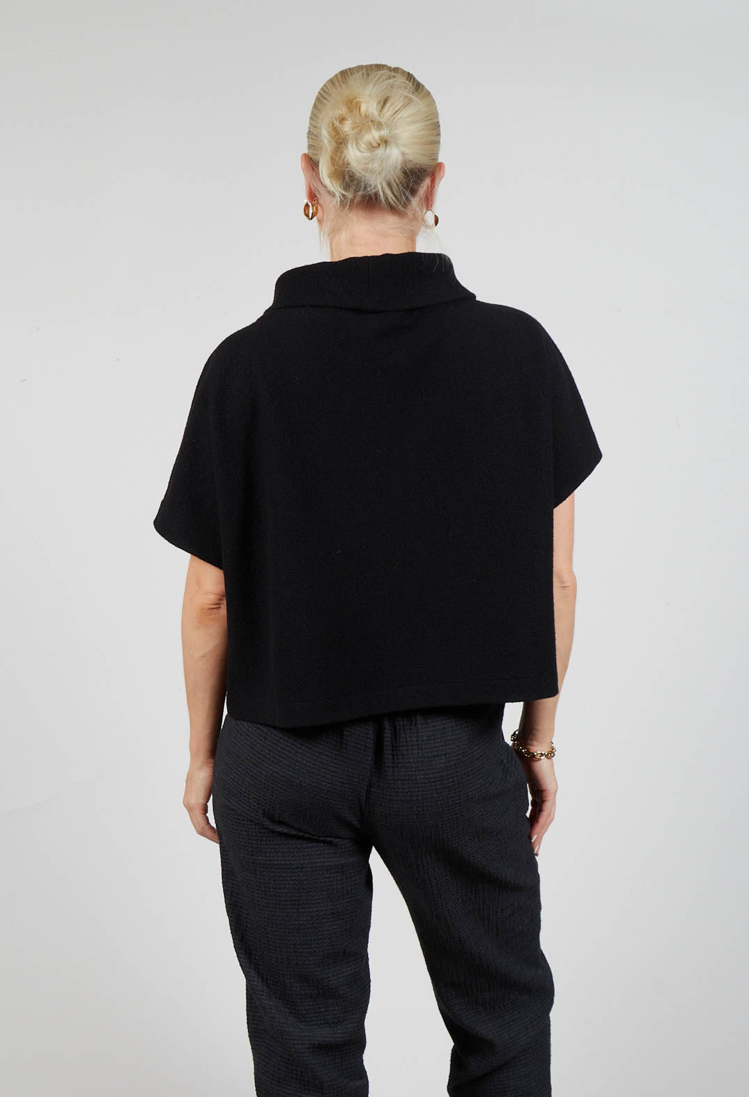 Diva Top in Black