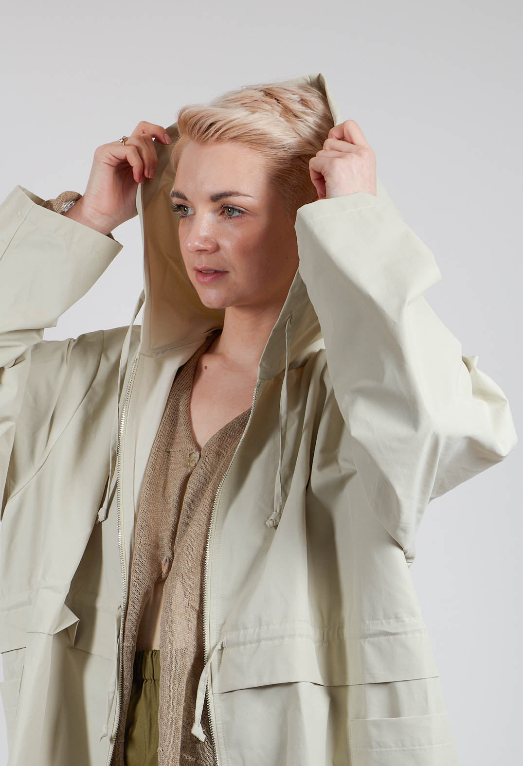 Drawstring Parka Coat in Mastice