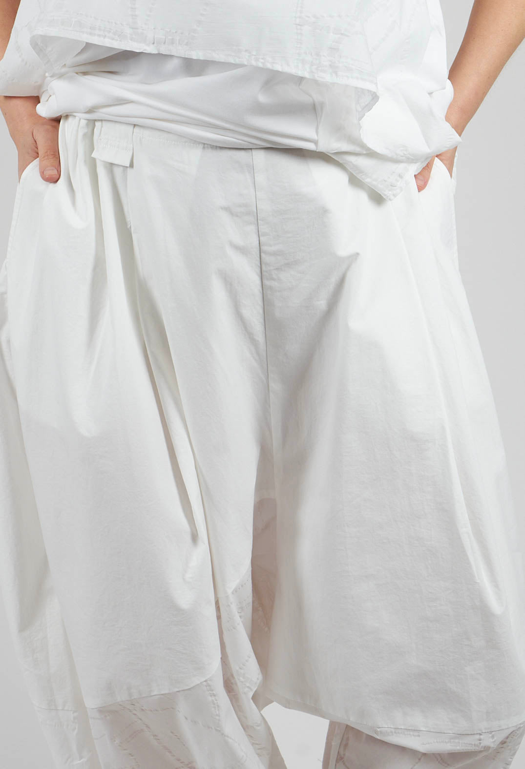 Drop Crotch Balloon Trousers in White