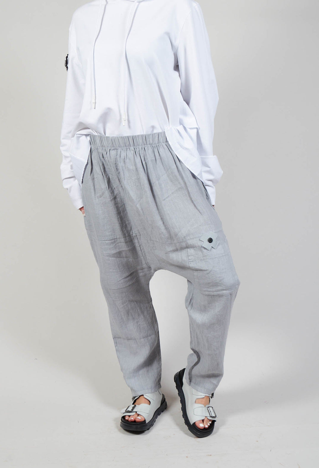 Dropcrotch Trousers in Grey