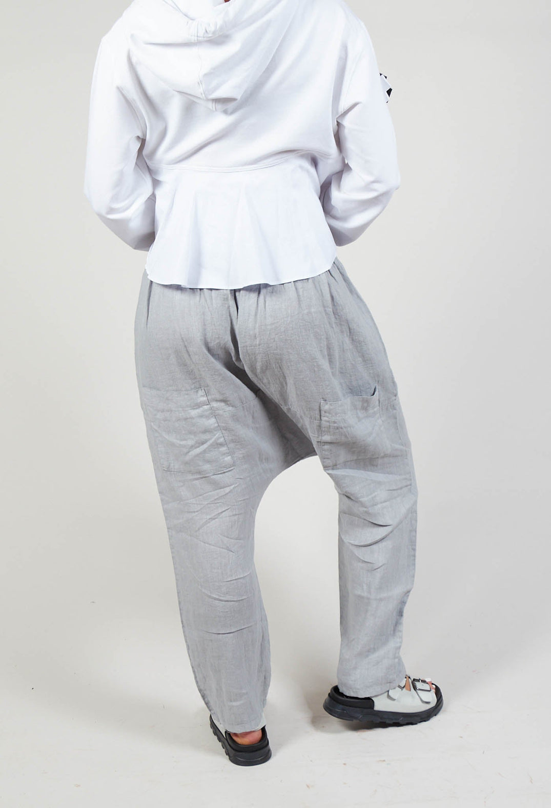 Dropcrotch Trousers in Grey