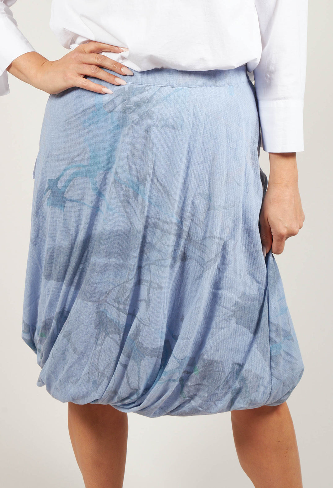 Twist Hem Skirt in Blue Print