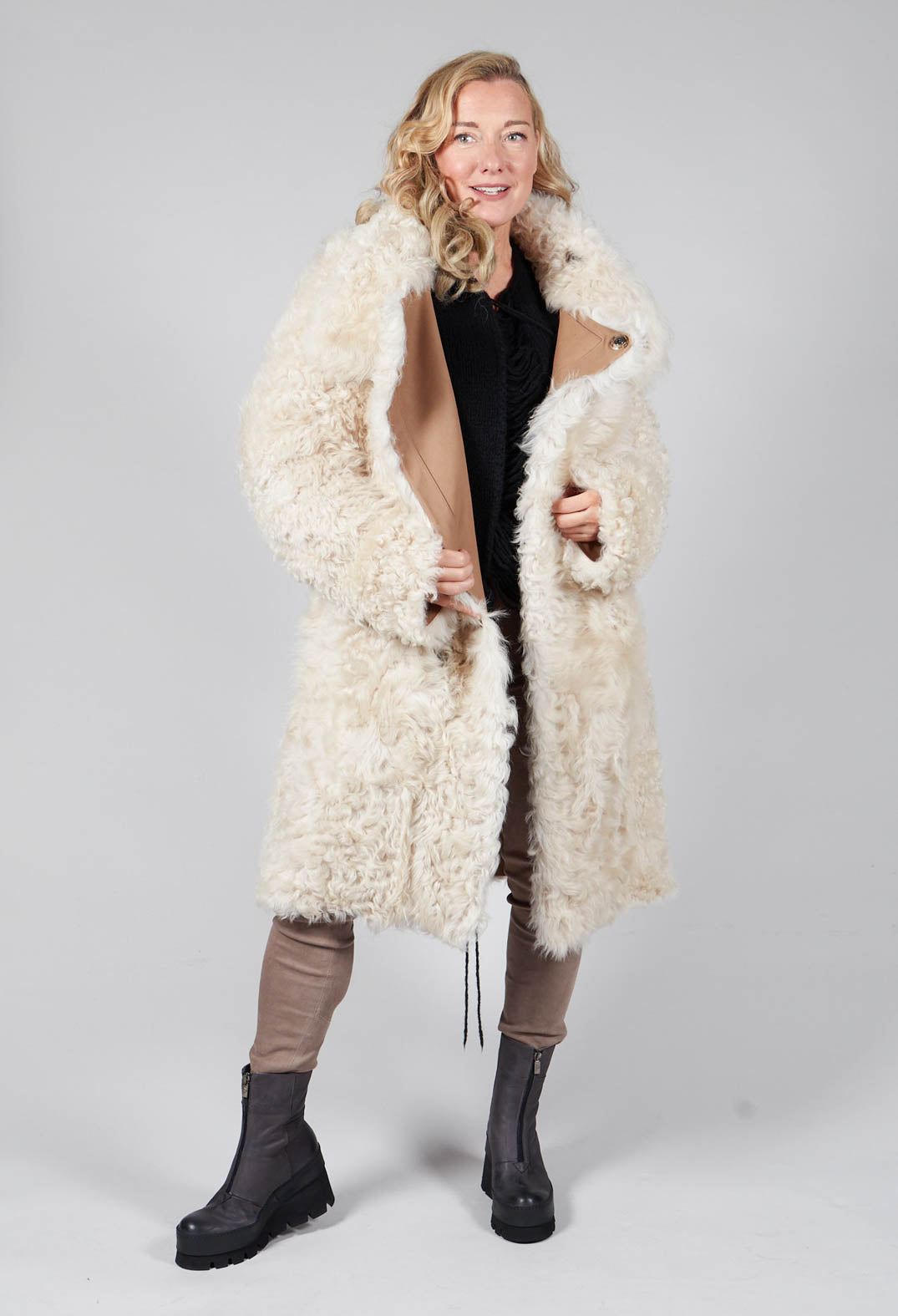 Reversible Toscana Coat with Fur Lining in Camel Cream