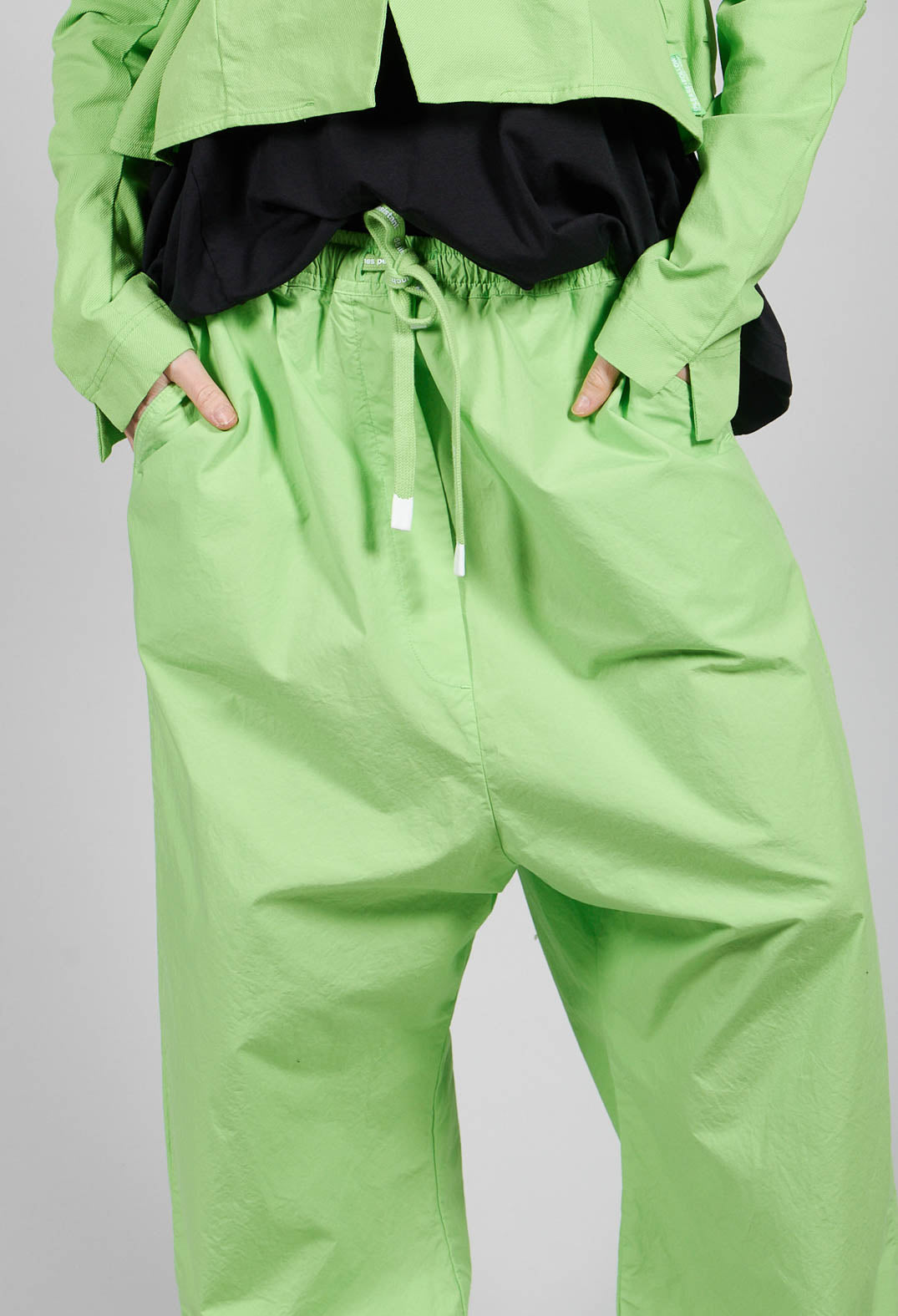Cropped Wide Leg Trousers in Lime
