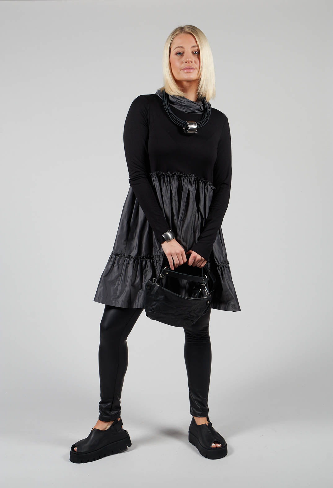 Adjustable Strap Bag in Black