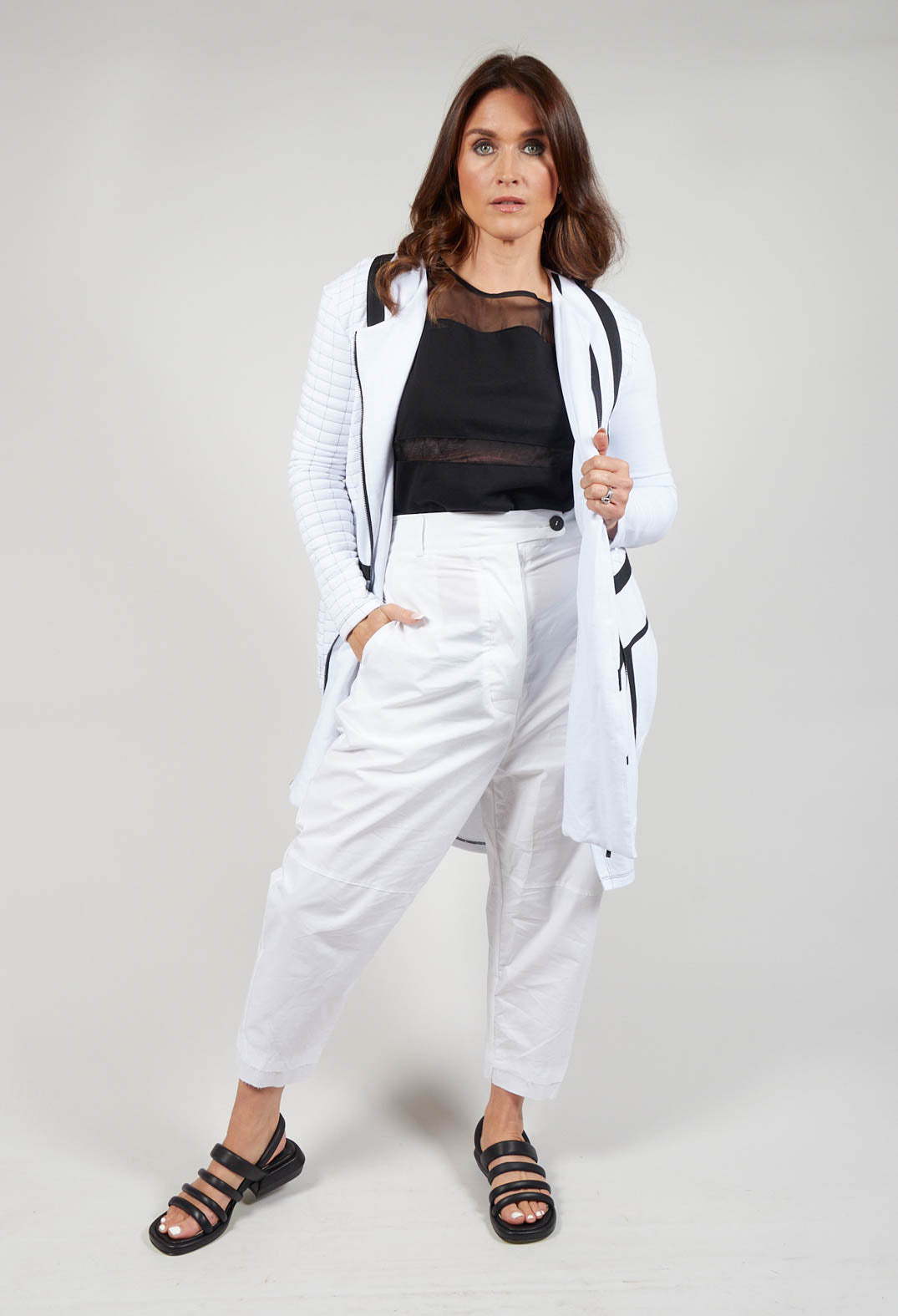 Peg Trousers in White