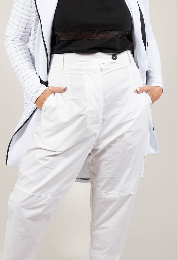 Peg Trousers in White