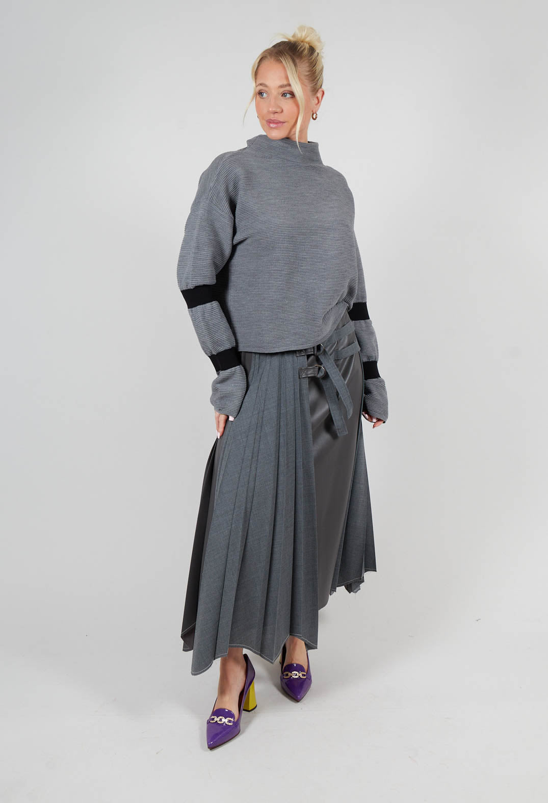 Ribbed Sweater in Steel Grey