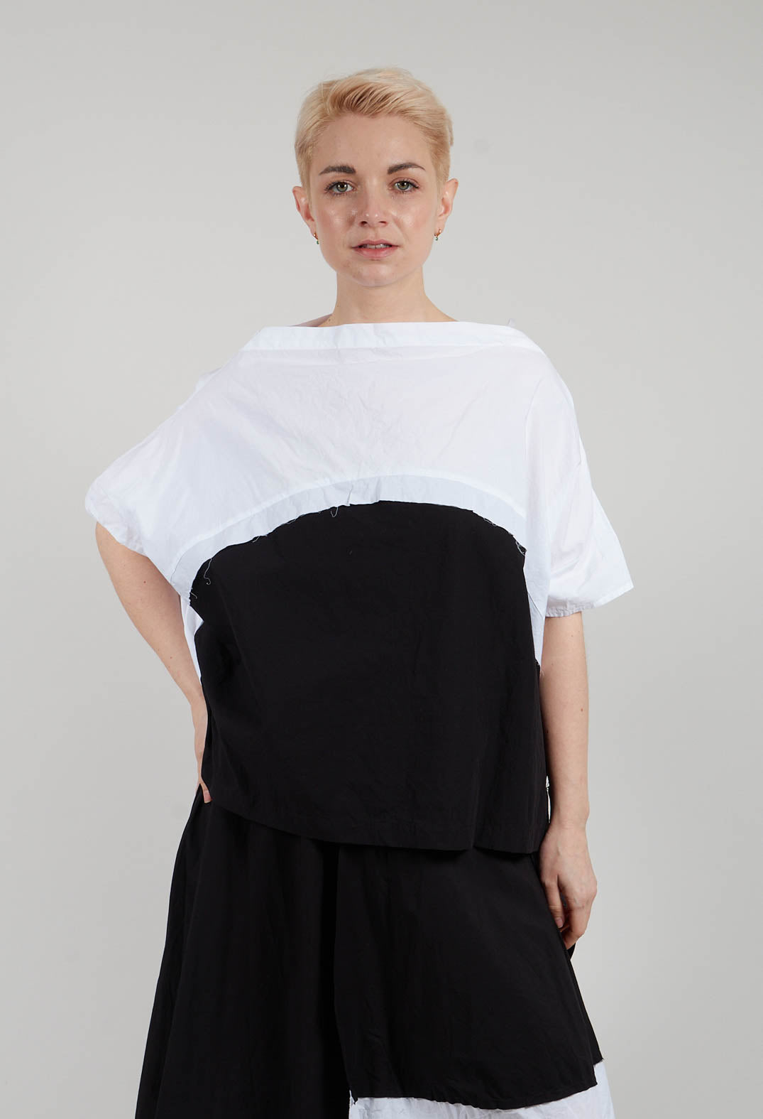 Edor Top in White with Black