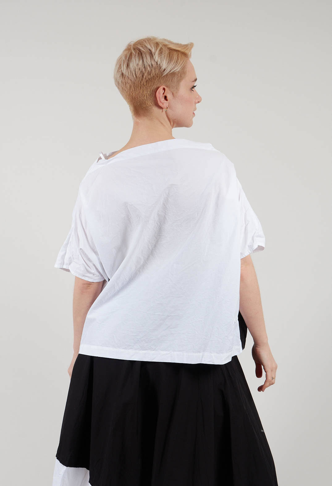 Edor Top in White with Black