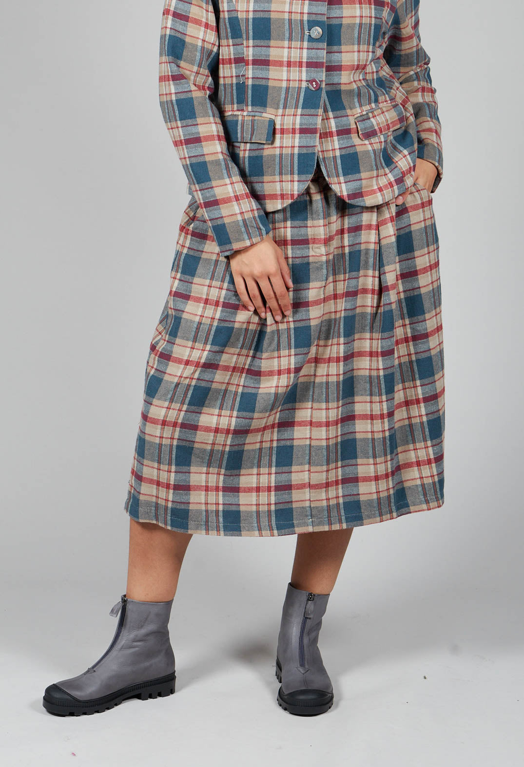 Elastic Waist Plaid Cotton Skirt in Sand