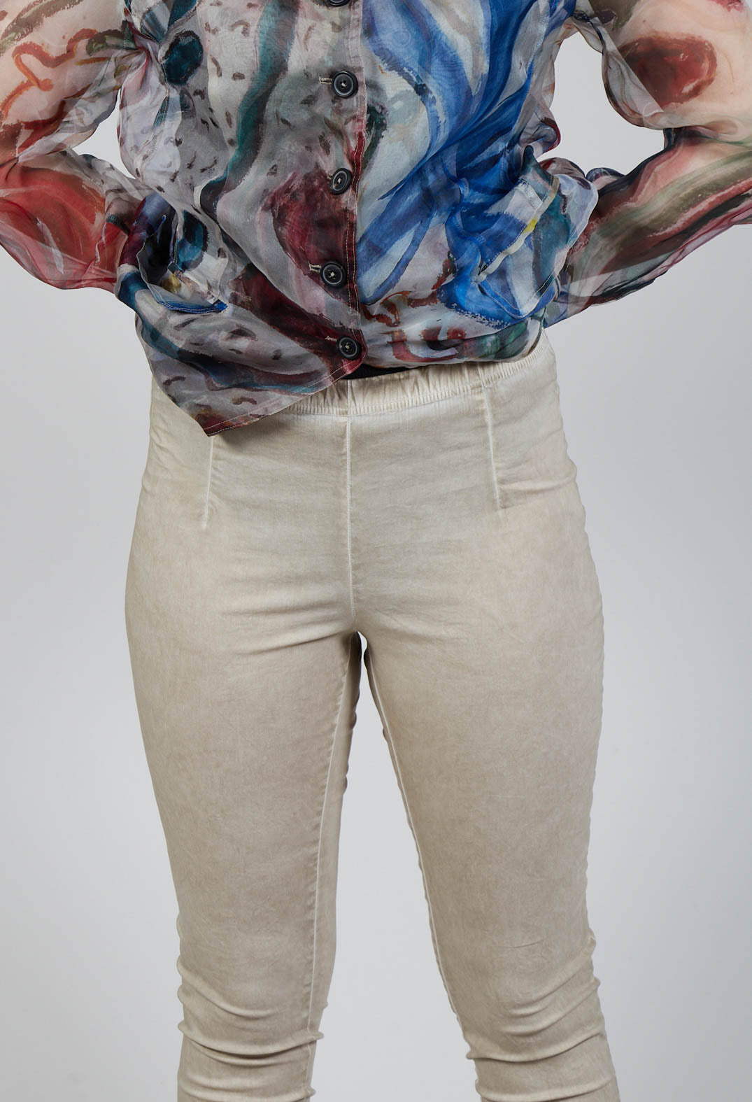 Elasticated Pants in Straw Cloud