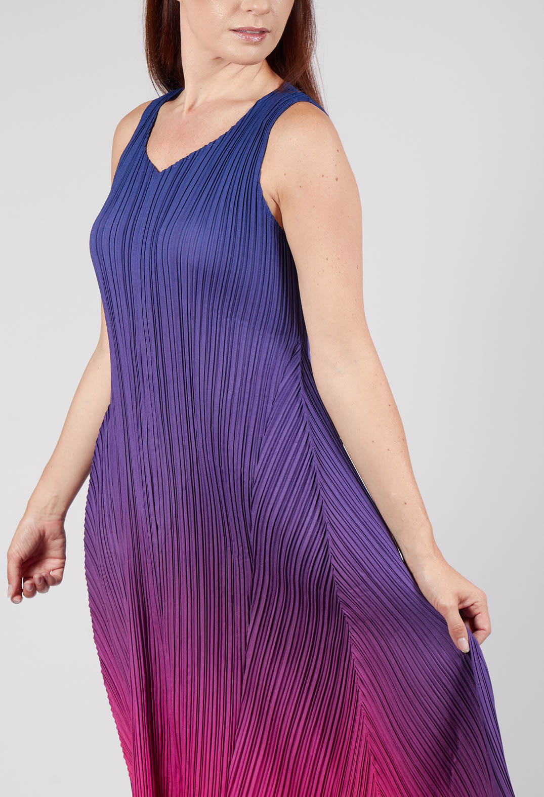 Estrella Dress in Lapiz and Barbie