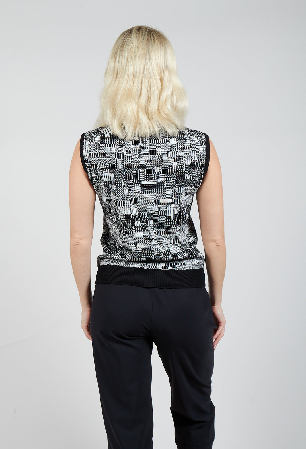Faux Turtleneck V-Neck Sweater Vest in Off White