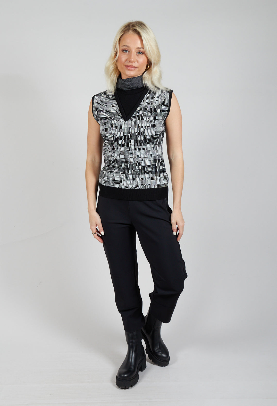 Faux Turtleneck V-Neck Sweater Vest in Off White