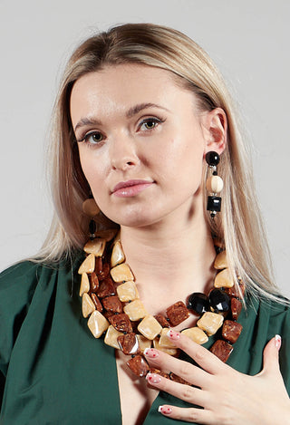 Four Strands Square Necklace in Brown