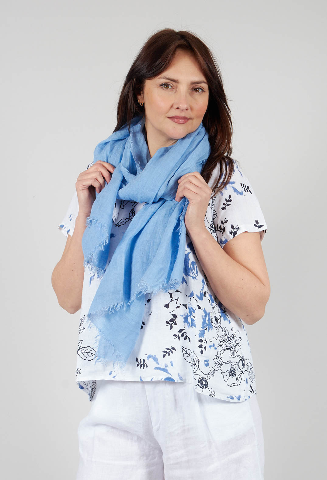 Frayed Plain Scarf in C.Blue