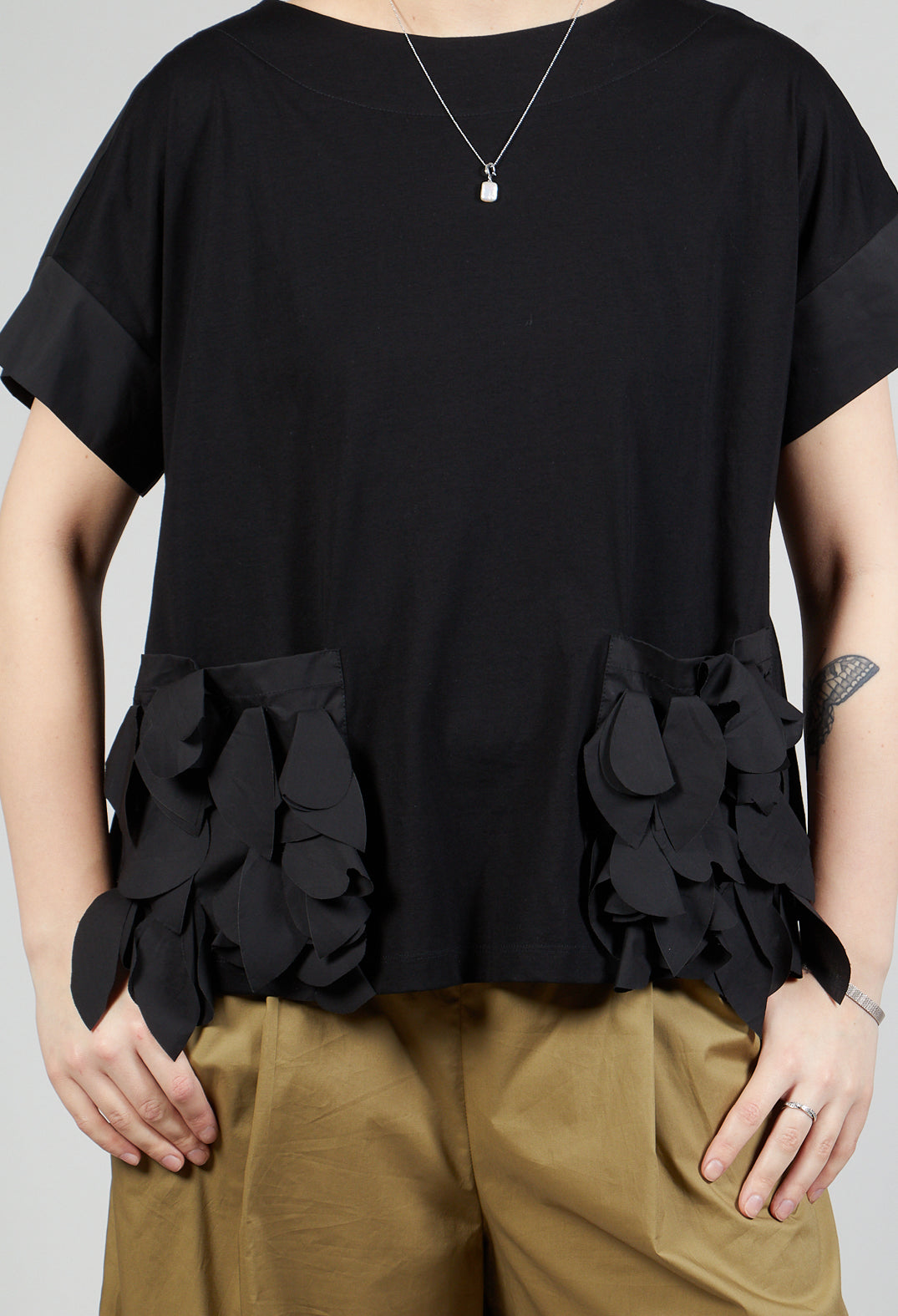 Frill Hemmed Pocket T Shirt in Black