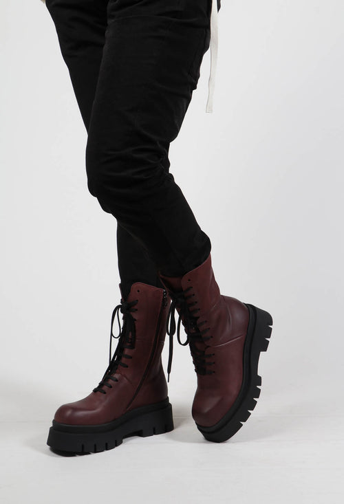 Front Lace Up Boots in Gasoline Melanzana