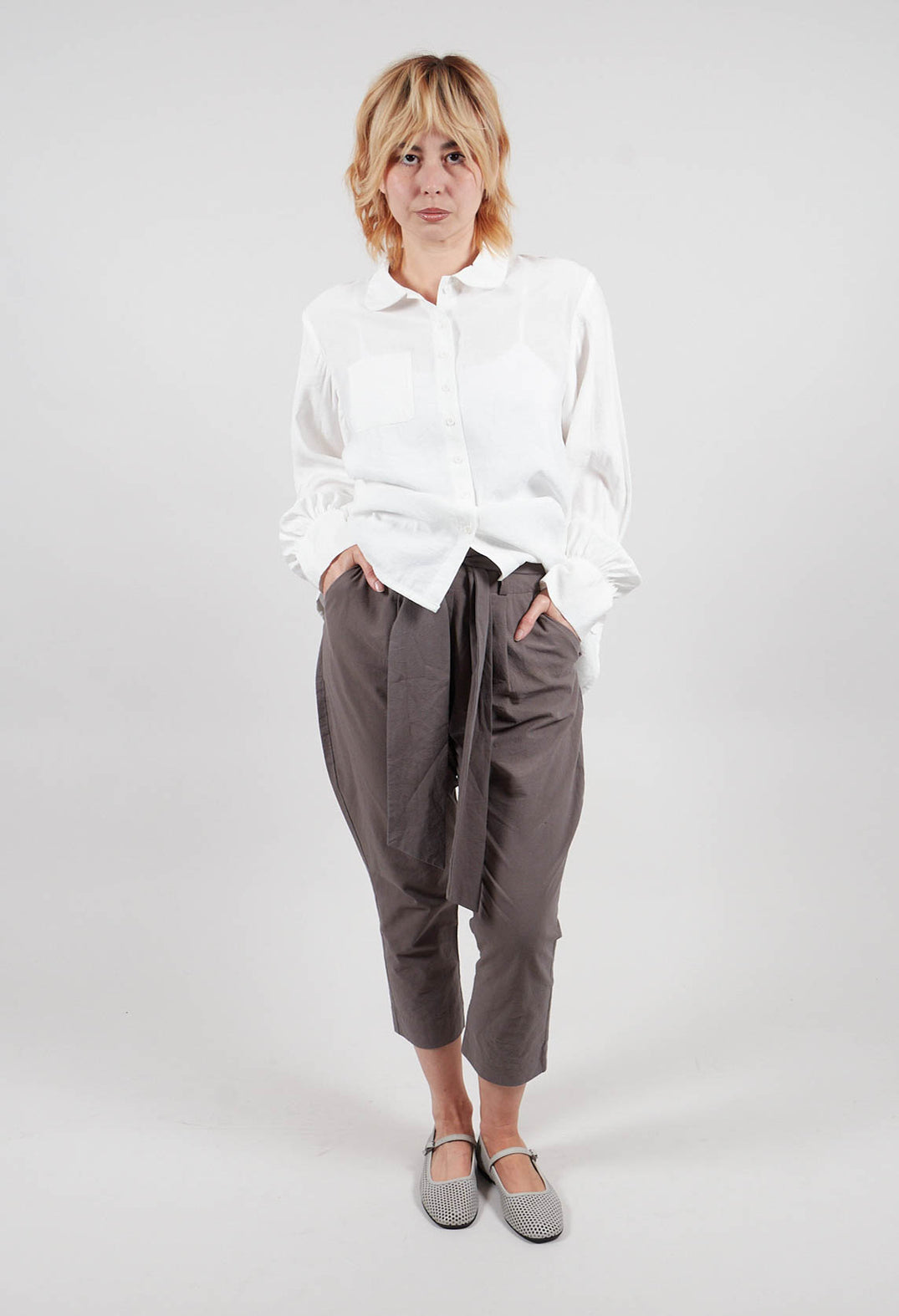 Khaki Trousers with Pleats and Front Tie