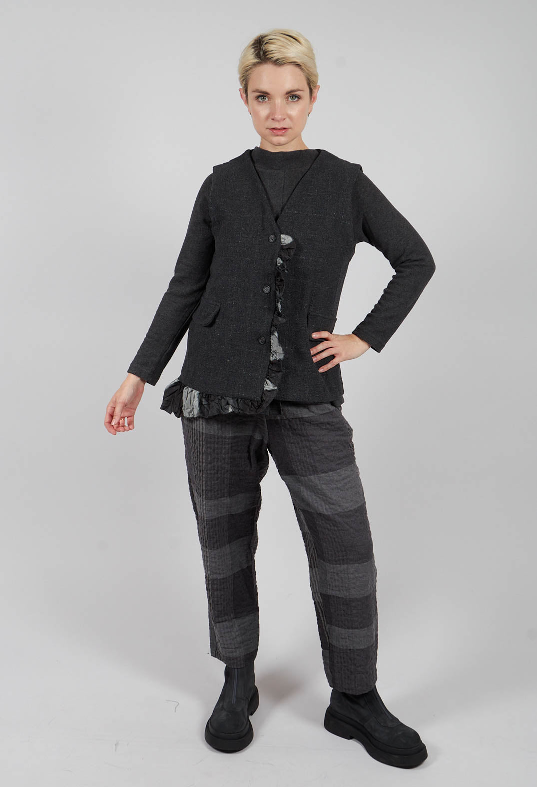 Gevda JQ Waistcoat in Antracite