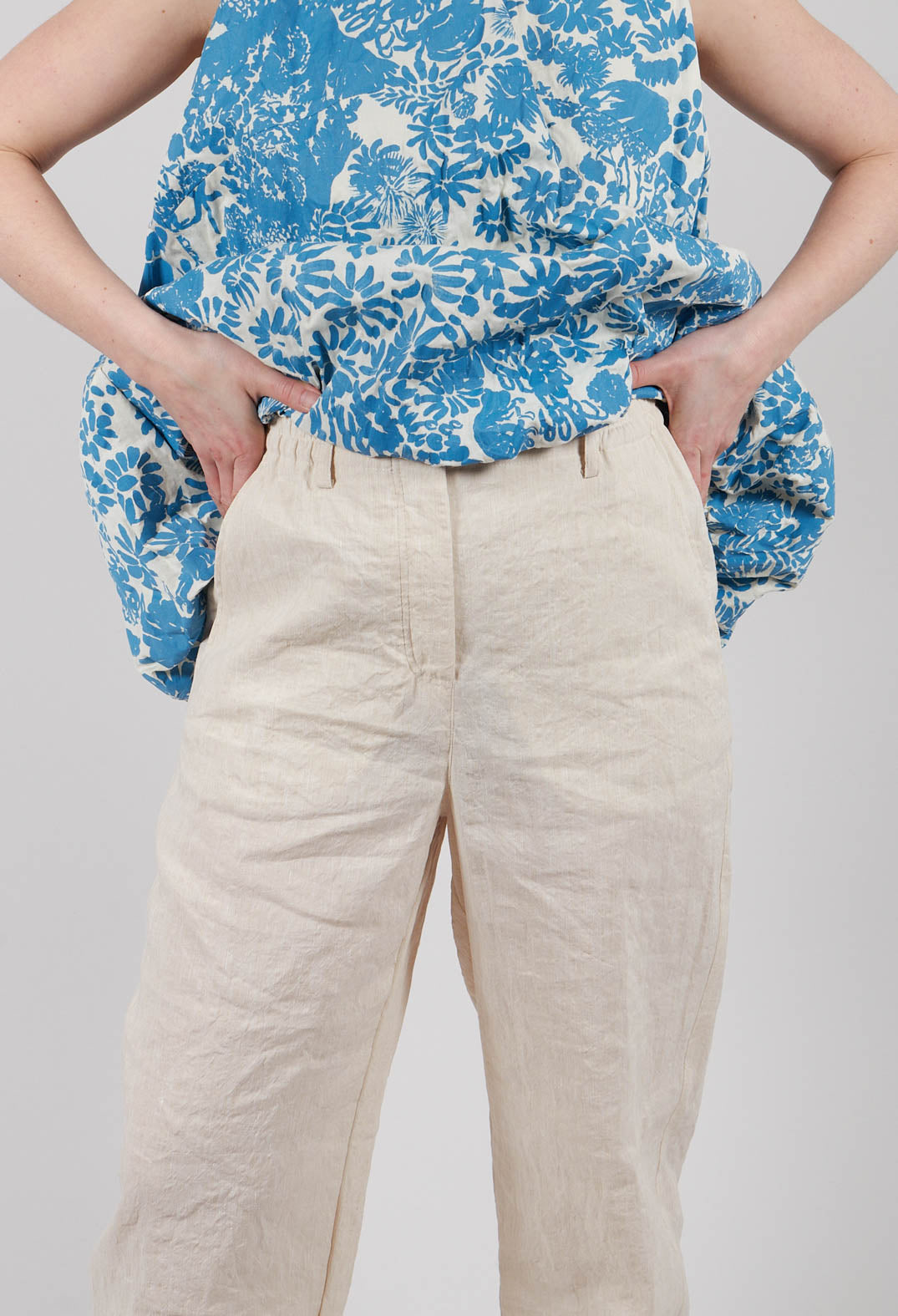 Gia Trousers in Beige