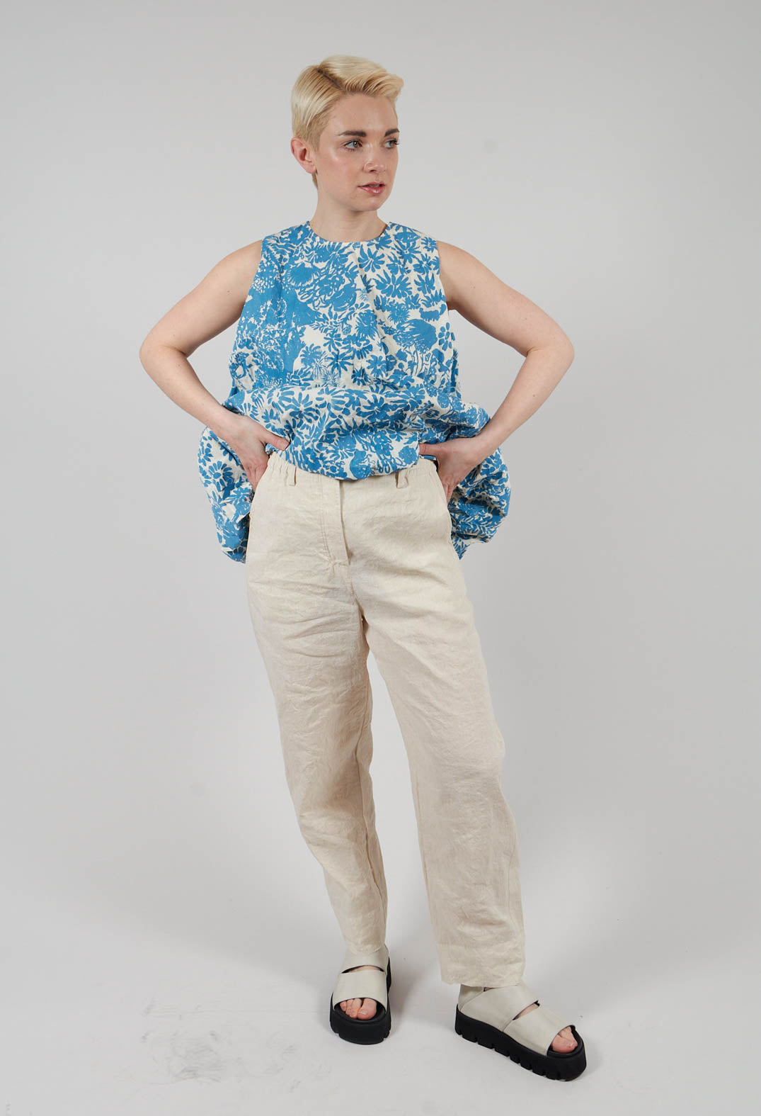 Gia Trousers in Beige