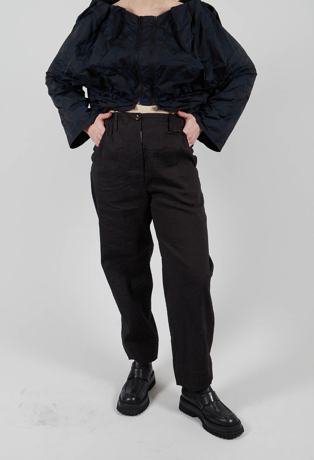 Gia Trousers in Brown